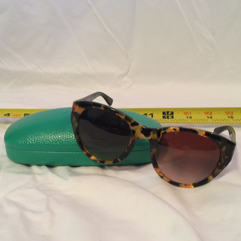 COACH - Cat eye sunglasses ... with free case .